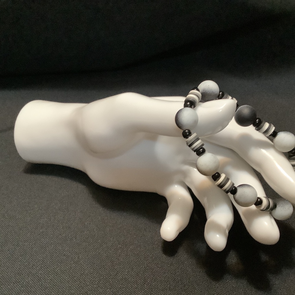 Mens stretch bracelet